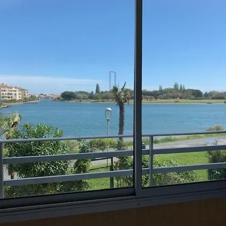 شقة 6 Pers, 2 Chambres, Terrasse, Piscine Et Parking A 50m De La Mer - Ref, Baie104